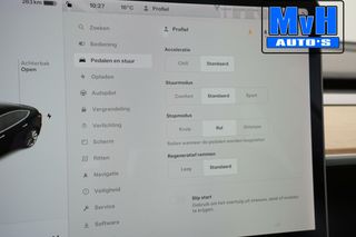 Tesla Model 3 Standard RWD Plus 60 kWh|AUTOPILOT|PANO|NAP|LEER