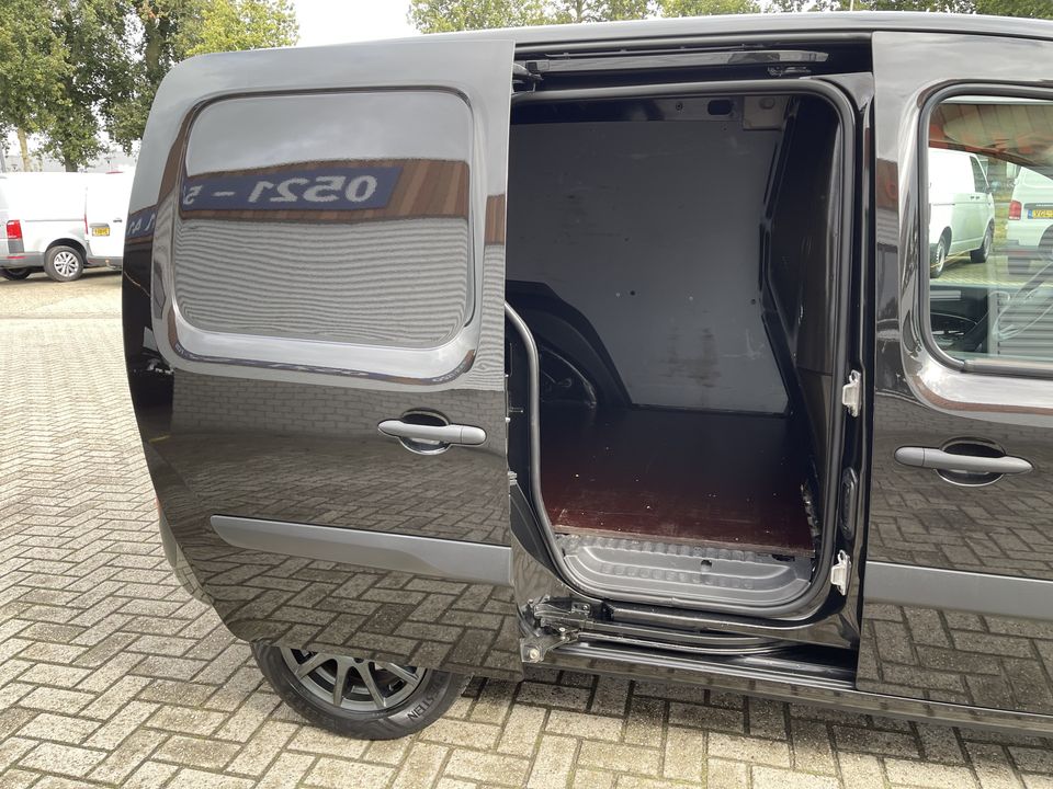 Mercedes-Benz Citan 108 CDI BlueEFFICIENCY euro 6 diesel / vaste prijs rijklaar € 8950 ex btw / lease vanaf € / airco / zwart metallic / lichtmetalen velgen