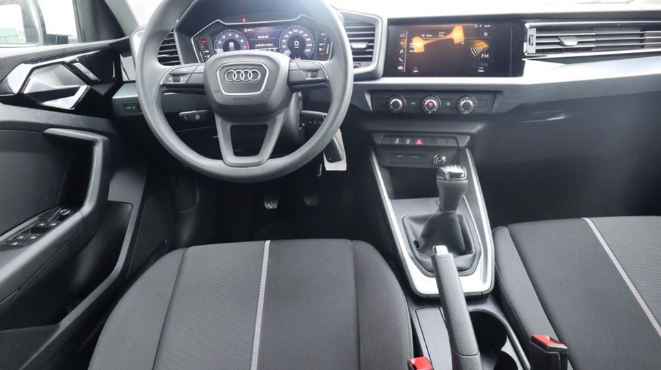 Audi A1 Sportback 25 TFSI | Digi Cockpit | Privat Glas | Media | Cruise Control. VERKOCHT