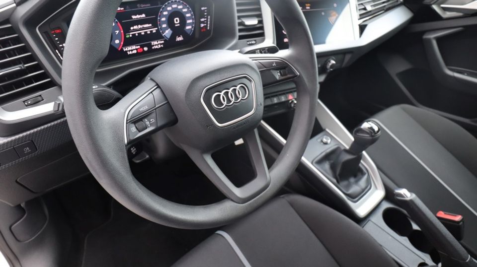 Audi A1 Sportback 25 TFSI | Digi Cockpit | Privat Glas | Media | Cruise Control. VERKOCHT