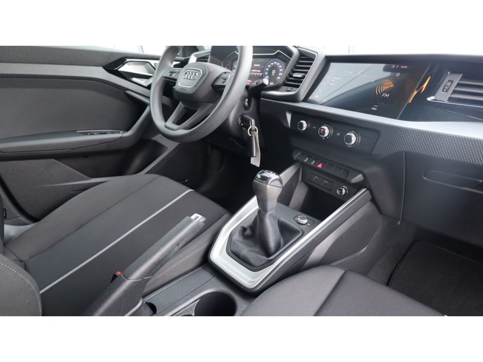 Audi A1 Sportback 25 TFSI | Digi Cockpit | Privat Glas | Media | Cruise Control. VERKOCHT