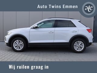 Volkswagen T-Roc 1.5 TSI Style | Apple Android | Led | Trekhaak | PDC | Nav