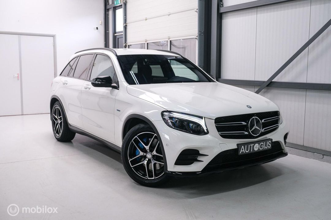 Mercedes-Benz GLC 350e 4MATIC AMG Line | Luchtvering | Adaptive | Trekhaak | Hybride | Plug in |