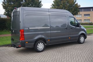 Mercedes-Benz Sprinter 317CDI Pro L2H2 10.25" Mbux Navi, Cam, Gev. Stoel, 3.5T Trekhaak, LED!! NR. 324