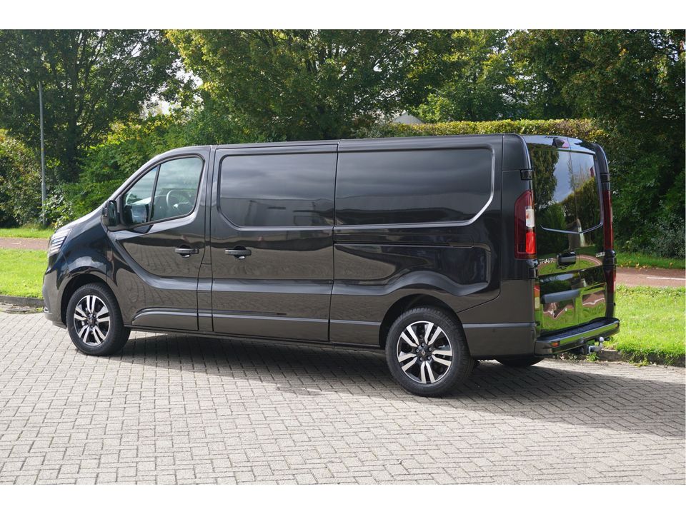 Renault Trafic 2.0 170PK L2H1 EDC Automaat Navi, LM Velg, Betimmering, Trekhaak, 2x Schuifdeur!! NR. 482