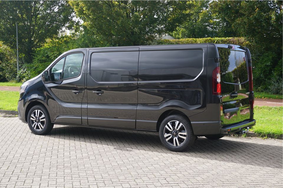 Renault Trafic 2.0 170PK L2H1 EDC Automaat Navi, LM Velg, Betimmering, Trekhaak, 2x Schuifdeur!! NR. 306