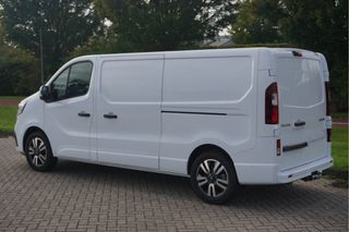 Renault Trafic 2.0 170PK L2H1 EDC Automaat Navi, LM Velg, Betimmering, Trekhaak, 2x Schuifdeur!! NR. 305