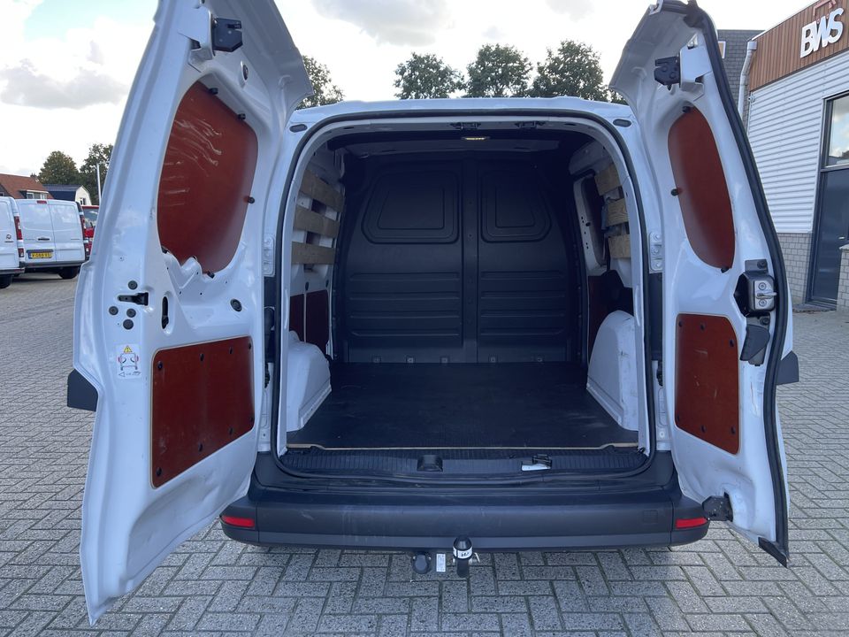 Mercedes-Benz Citan 108 CDI L1 Pro / vaste prijs rijklaar € 15.950 ex btw / lease vanaf € 292 / airco / cruise / trekhaak / apple carplay android auto / schuifdeur !