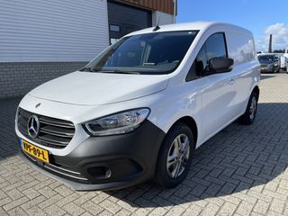 Mercedes-Benz Citan 108 CDI L1 Pro / vaste prijs rijklaar € 15.950 ex btw / lease vanaf € 292 / airco / cruise / trekhaak / apple carplay android auto / schuifdeur !