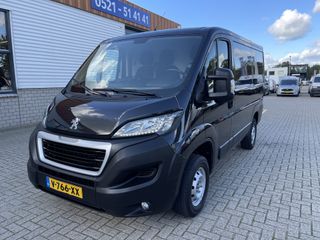 Peugeot Boxer 330 2.0 BlueHDI 130pk L1H1 Premium Pack / vaste prijs rijklaar € 12.950 ex btw / euro 6 diesel / airco / cruise / navi / camera / bijrijdersbank / trekhaak 2500 kg