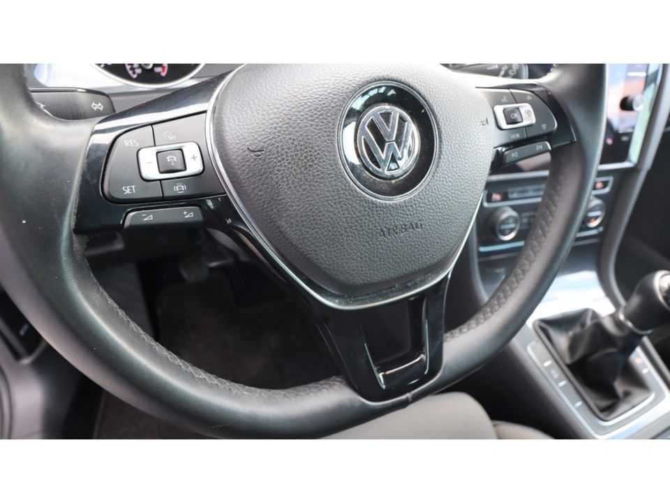 Volkswagen GOLF Variant 1.5 TSI CL Bns | Adaptieve cruise | Apple Android |PDC VERKOCHT