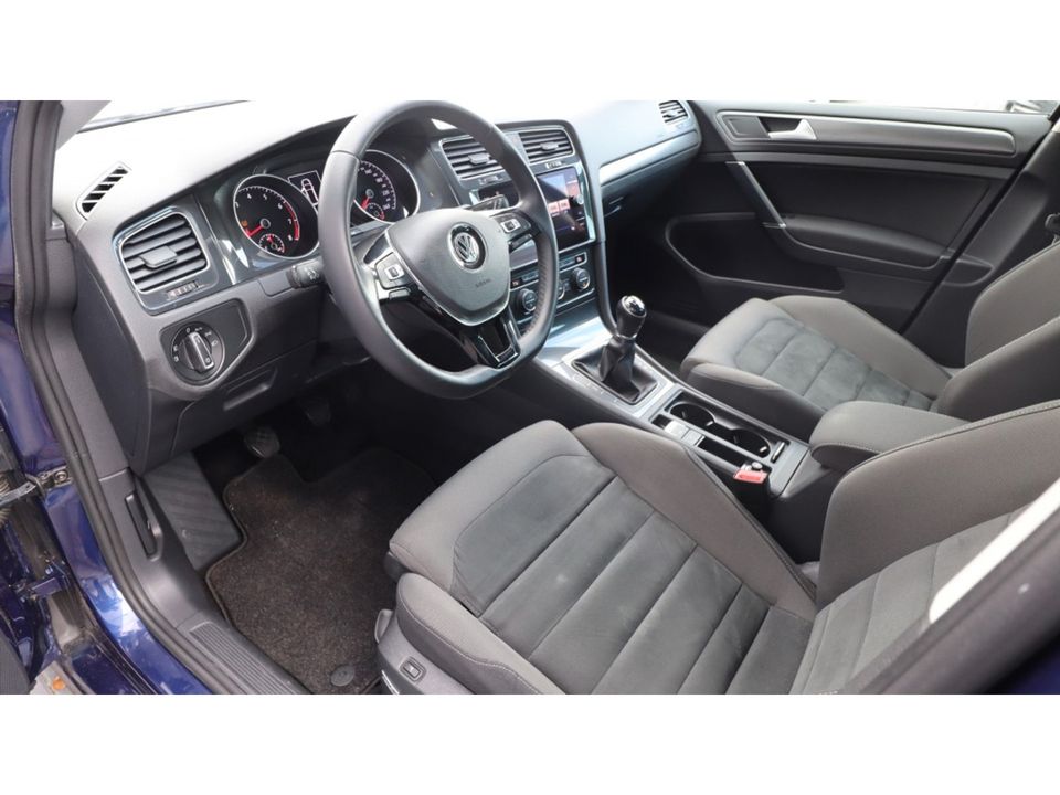 Volkswagen GOLF Variant 1.5 TSI CL Bns | Adaptieve cruise | Apple Android |PDC VERKOCHT