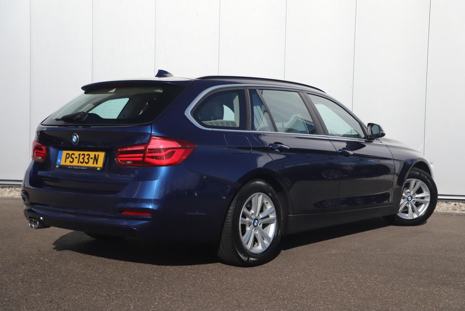 BMW 3 Serie Touring 320d EDE Corporate Lease Executive 163PK Automaat Full LED Lederen Bekleding Navigatie Clima Cruise Parkeersensors Edelhout Afwerking