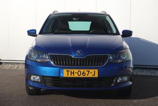 Škoda Fabia Combi 1.0 TSI Style 95PK RS Stoelen Navigatie Clima Cruise 16 inch LMV Parkeersensor Getint Glas Zwarte Hemel