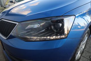 Škoda Fabia Combi 1.0 TSI Style 95PK RS Stoelen Navigatie Clima Cruise 16 inch LMV Parkeersensor Getint Glas Zwarte Hemel