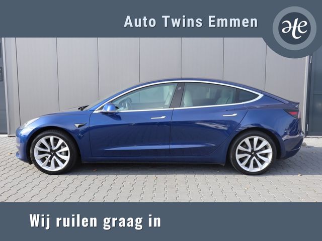 Tesla Model 3 Stnd.RWD Plus 60 kWh | 19Inch | autopilot | Leder | Mooi