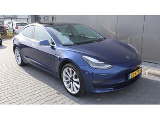 Tesla Model 3 Stnd.RWD Plus 60 kWh | 19Inch | autopilot | Leder | Mooi