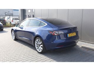 Tesla Model 3 Stnd.RWD Plus 60 kWh | 19Inch | autopilot | Leder | Mooi