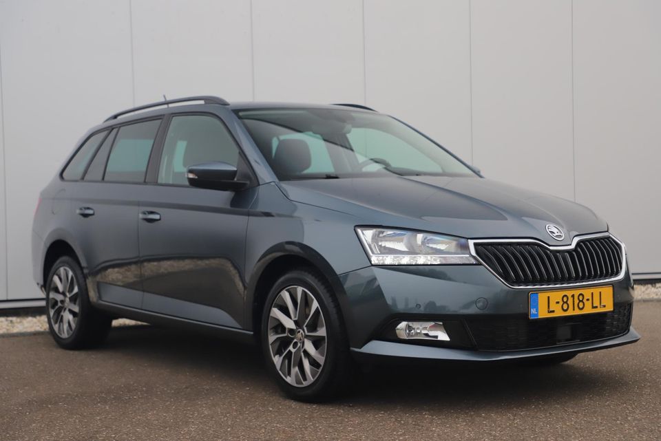 Škoda Fabia Combi 1.0 TSI Business Edition 95PK Keyless 16 inch Navigatie Clima Stoelverwarming Cruise Parkeersensor