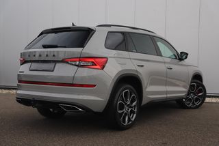 Škoda Kodiaq 2.0 TDI 4X4 Business 240PK Grijskenteken Full Options Wegklapbare trekhaak RS Stoelen 20 inch Memory Stoel Navigatie Camera Sfeerverlichting Adaptive Cruise Lane Assist