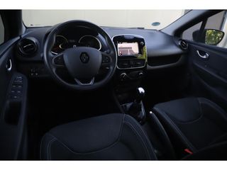 Renault Clio Estate 1.5 dCi Intens Keyless 16 inch LMV Navigatie Clima Cruise Parkeersensor Carplay Android Bluetooth