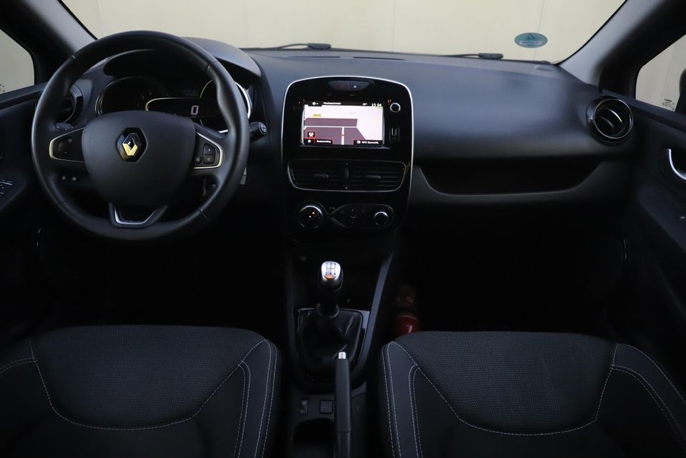 Renault Clio Estate 1.5 dCi Intens Keyless 16 inch LMV Navigatie Clima Cruise Parkeersensor Carplay Android Bluetooth