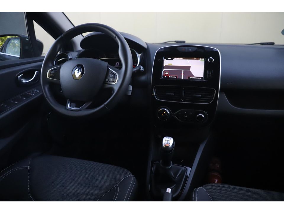 Renault Clio Estate 1.5 dCi Intens Keyless 16 inch LMV Navigatie Clima Cruise Parkeersensor Carplay Android Bluetooth