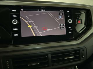 Volkswagen Polo 1.0 TSI 17” R-Line Airco ACC Carplay NAP