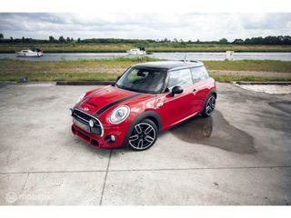 MINI 2.0 Cooper S JCW Chili Serious Business