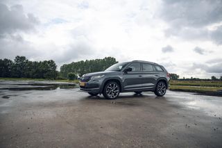 Škoda Kodiaq 1.5 TSI Sportline Business 7p. | LEDER | PANO | TREKHAAK | ADAPTIVE CRUISE