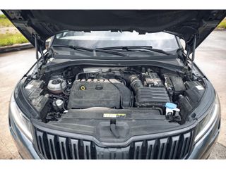 Škoda Kodiaq 1.5 TSI Sportline Business 7p. | VOL LEDER | PANO | TREKHAAK | ADAPTIVE CRUISE