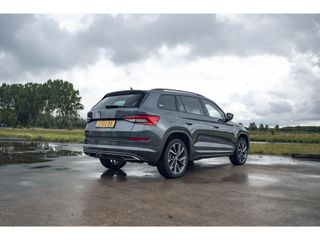 Škoda Kodiaq 1.5 TSI Sportline Business 7p. | LEDER | PANO | TREKHAAK | ADAPTIVE CRUISE