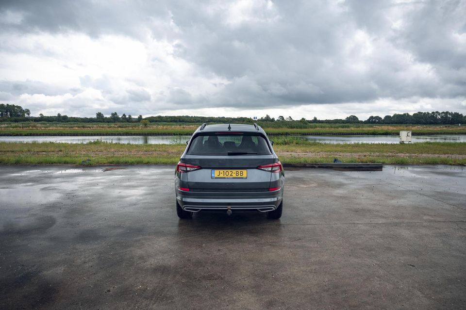 Škoda Kodiaq 1.5 TSI Sportline Business 7p. | LEDER | PANO | TREKHAAK | ADAPTIVE CRUISE