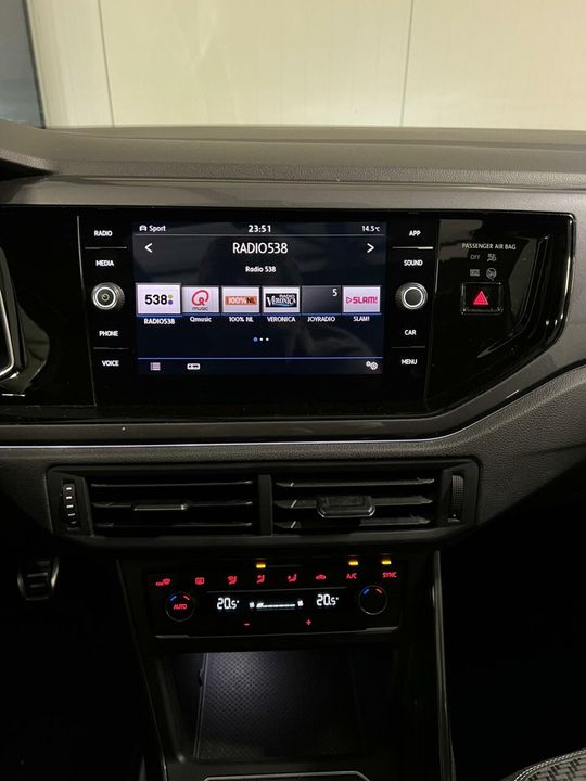 Volkswagen Polo 1.0 TSI 2X R-line Pano Virtual Carplay Sfeer