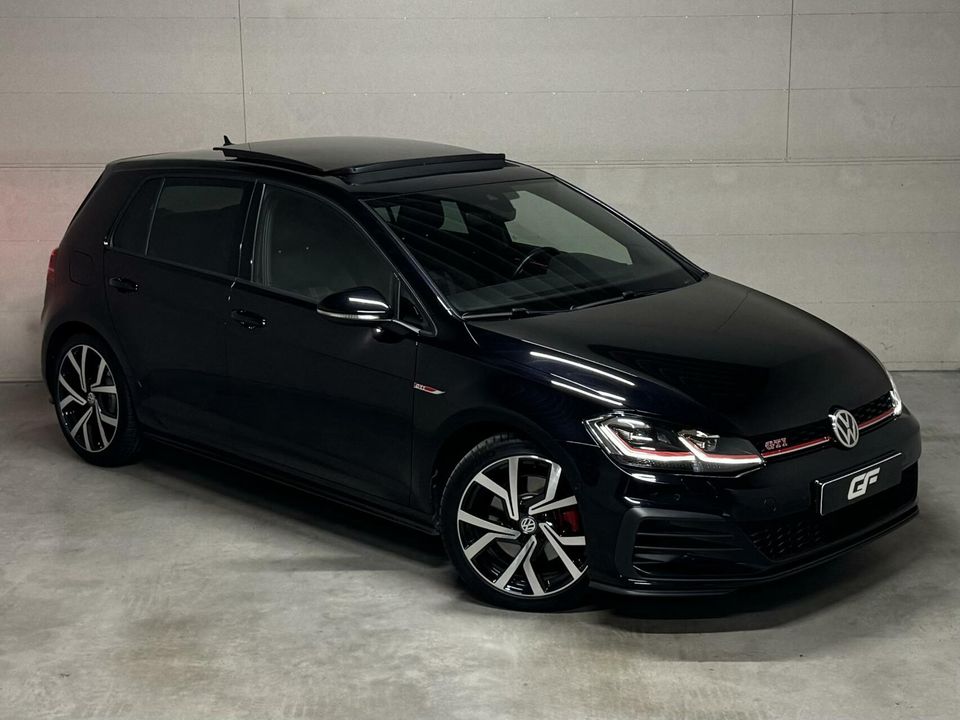 Volkswagen Golf 2.0 TSI GTI Performance Pano Virtual Carplay