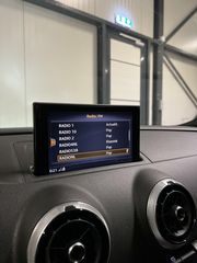 Audi A3 Limousine S-line Clima Cruise Navi PDC Nano Grey NAP