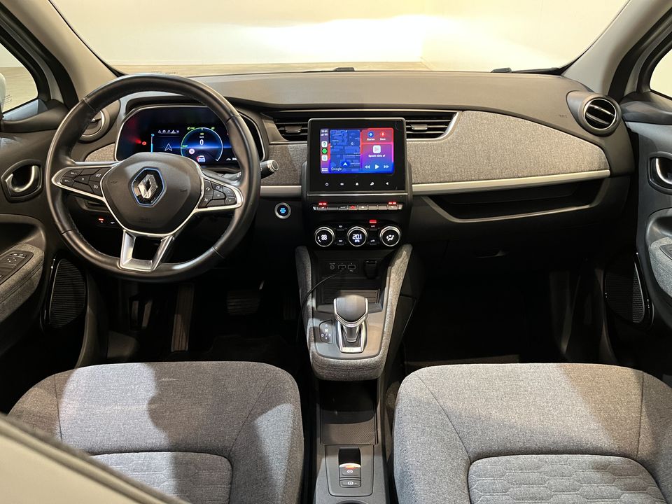 Renault ZOE R135 Zen 52 kWh Incl. Accu € 15.950,- Met Subsidie / CCS SNELLADER !! / CarPlay / Camera / Airco / Cruise Control / LMV / Navigatie / 39.500 KM !! Prijs ex BTW € 14.835,-