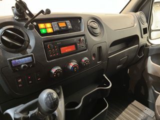 Renault Master 2.3 dCi L2H2 136 PK / Servicebus / Aluca Inrichting / 220V. /  Airco / Cruise Control / Trekhaak