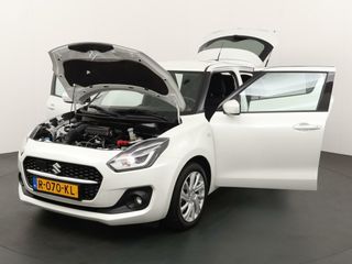 Suzuki Swift 1.2 Select Smart Hybrid