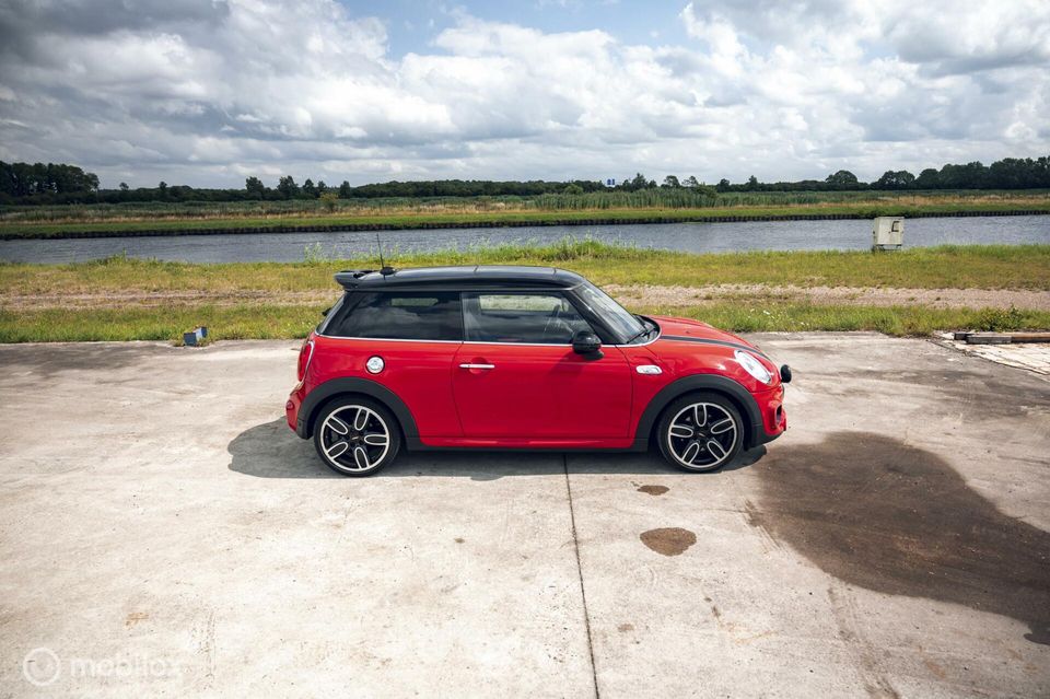 MINI 2.0 Cooper S JCW Chili Serious Business