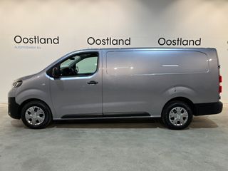 Toyota ProAce Worker 2.0 D-4D Navigator Long 123 PK / Euro 6 / Airco / Cruise Control / CarPlay / Navigatie / Trekhaak / PDC / 3-Zits / 48.500 KM !!