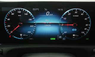 Mercedes-Benz A-Klasse 250e AMG Hybride 262PK Automaat Pano Clima Camera Virtual Sfeerverl. LED Navi 18"LMV