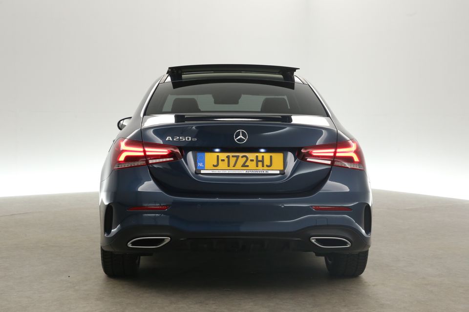 Mercedes-Benz A-Klasse 250e AMG Hybride 262PK Automaat Pano Clima Camera Virtual Sfeerverl. LED Navi 18"LMV