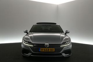 Volkswagen Arteon 1.5 TSI R-line 150PK Automaat Pano Sfeerverl. ACC Clima Carplay PDC Navi LED 18"LMV