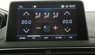 Peugeot 5008 1.2 PureTech Automaat 7 Persoons Sfeerverl Clima 360Camera Carplay Cruise PDC Navi Virtual LED 19"LMV Trekhaak