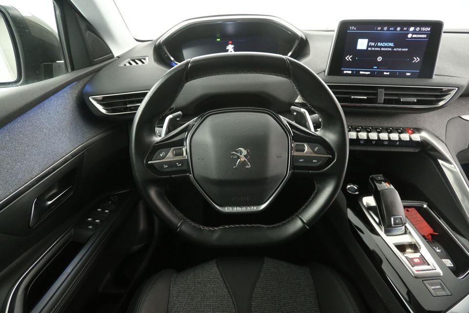 Peugeot 5008 1.2 PureTech Automaat 7 Persoons Sfeerverl Clima 360Camera Carplay Cruise PDC Navi Virtual LED 19"LMV Trekhaak