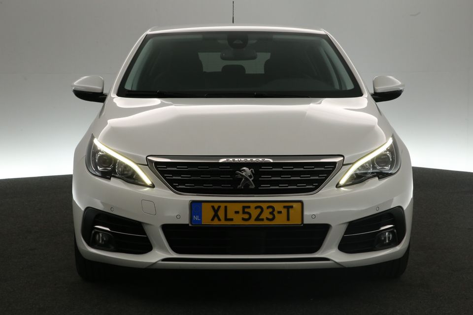 Peugeot 308 1.2 PureTech Automaat 360Camera Carplay LED Parelmoer Clima Cruise Navi PDC 16''LMV