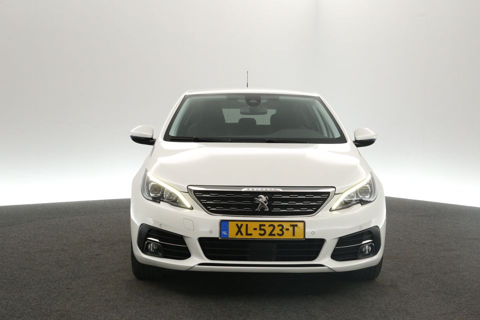 Peugeot 308 1.2 PureTech Automaat 360Camera Carplay LED Parelmoer Clima Cruise Navi PDC 16''LMV