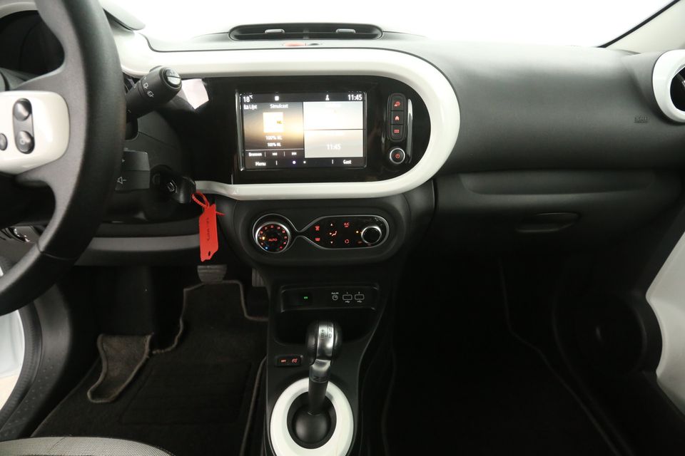 Renault Twingo Z.E. R80 Life 22kWh Elektrisch Automaat Clima Carplay Cruise LED DAB+ 4 Persoons