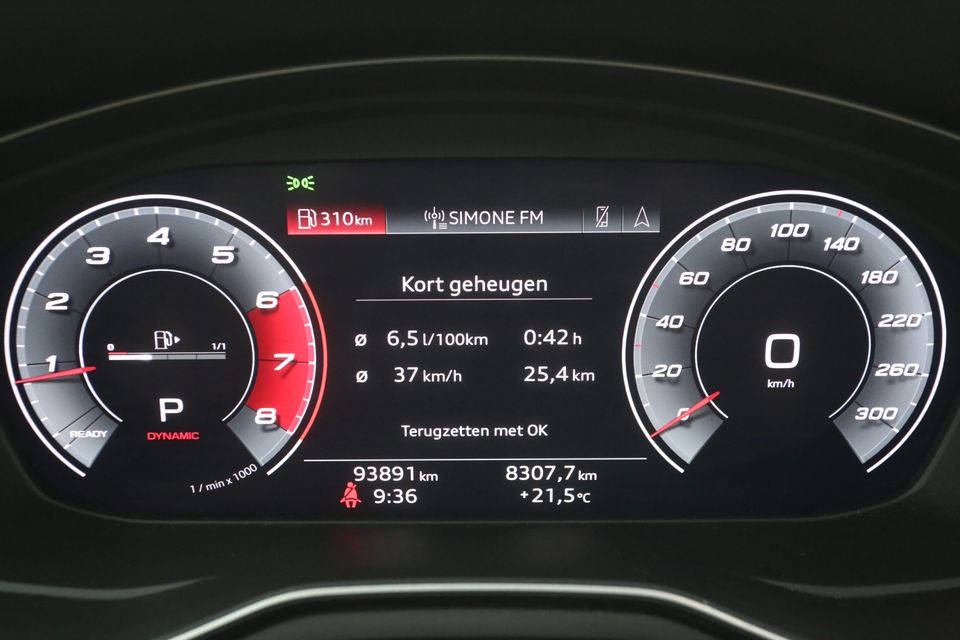 Audi A4 35 TFSI S-line 150PK Automaat Pano Sfeer Clima Cruise Carplay Camera Navi Virtual 19"LMV Parelmoer PDC LED